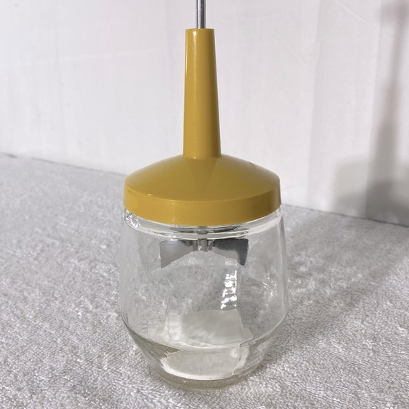Vintage Androck Canada Glass Food Chopper W MCM Harvest Gold Lid - Picture 8 of 12